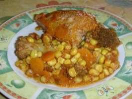 Poulet et ses légumes, sauce rouge